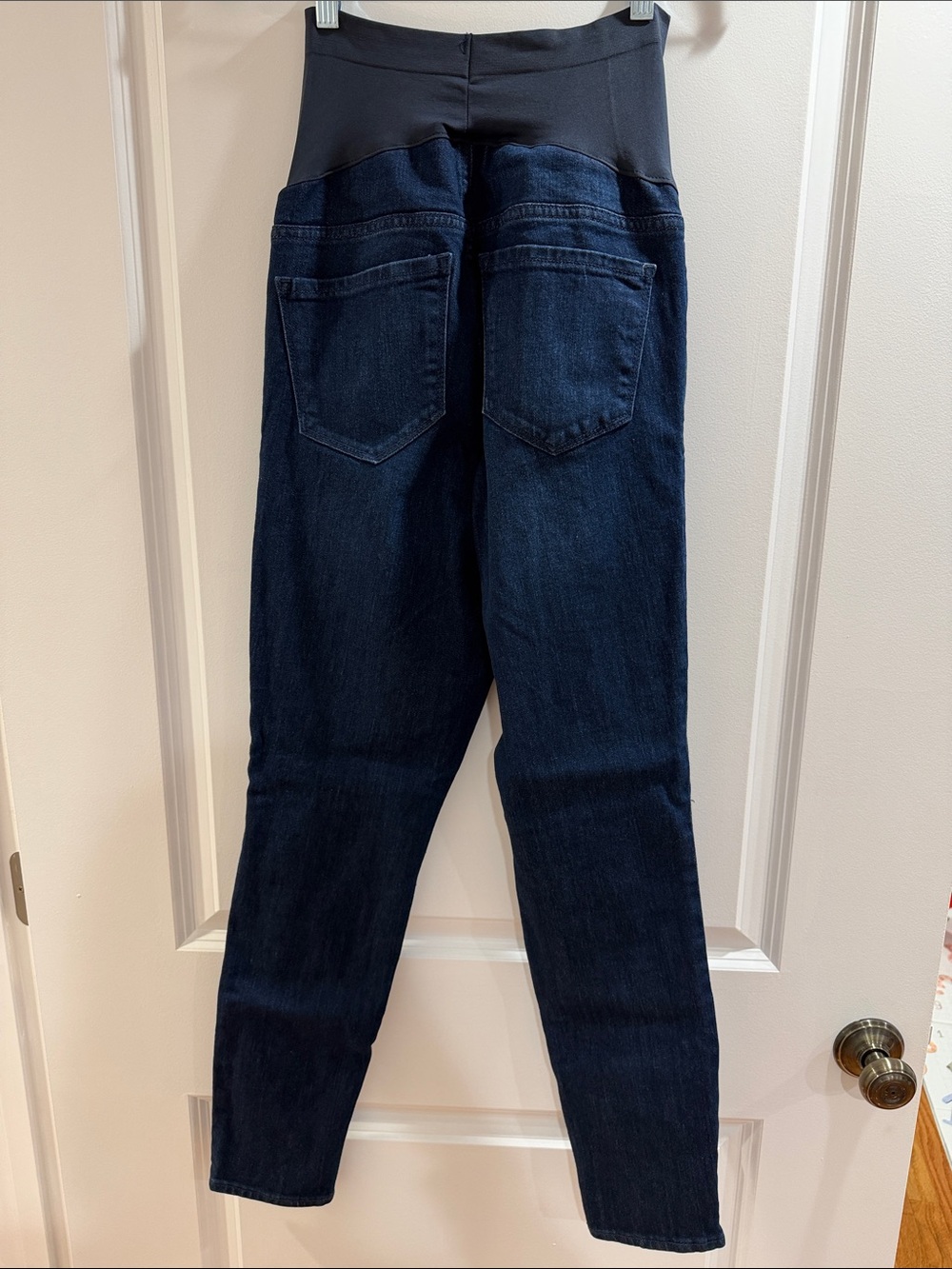 NWT! Old Navy Maternity Women’s Wow Skinny Jeans (8 Long)  with Stretch Panel - Picture 4 of 4